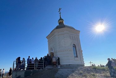 У Андреевских шишек освятили новую часовню